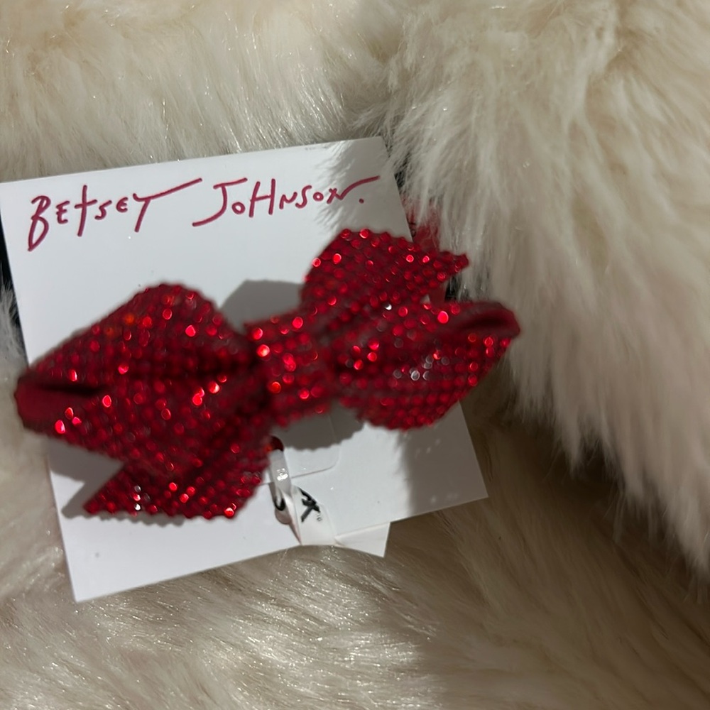 ‼️❌FINAL PRICE DROP❌‼️Betsey Johnson Adjustable RED Sparkle Bow Ring LAST ONE! - Picture 3 of 9